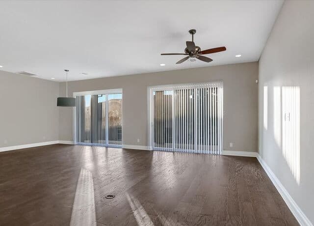 4-bedroom rental at 6711 Abarth Ln in San Antonio, TX — photo 3