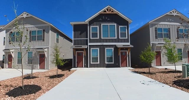 2-bedroom rental at 7122 Magnolia Creek in San Antonio TX