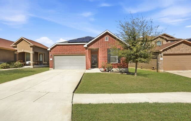 3-bedroom rental at 4523 Stetson Run in San Antonio, TX — photo 2
