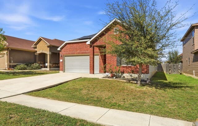 3-bedroom rental at 4523 Stetson Run in San Antonio, TX — photo 3
