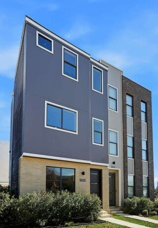 3-bedroom rental at 7940 Kennedy Hill Unit 7 in San Antonio, TX — photo 4