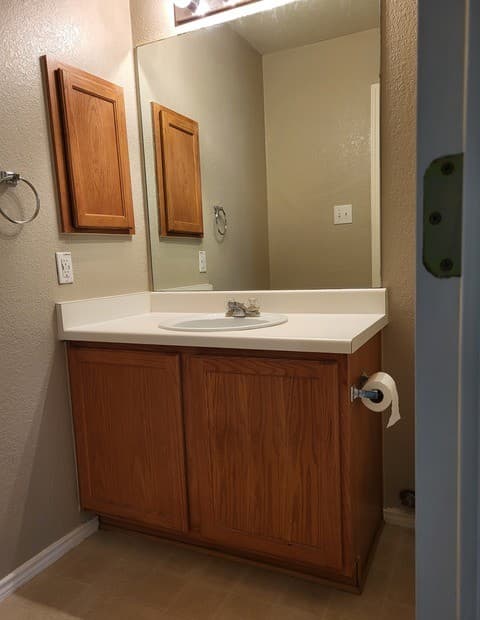 2-bedroom rental at 4163 St Charles Bay in San Antonio, TX — photo 5