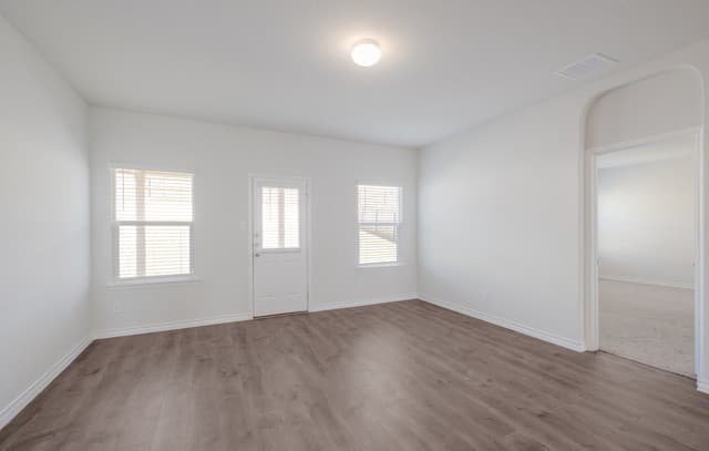 5-bedroom rental at 2926 Wentwood in San Antonio, TX — photo 5