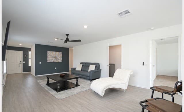 3-bedroom rental at 10203 Asta Trail in San Antonio, TX — photo 5
