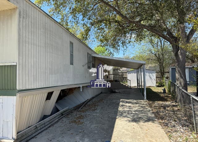 2-bedroom rental at 8509 Northmont in San Antonio, TX — photo 2