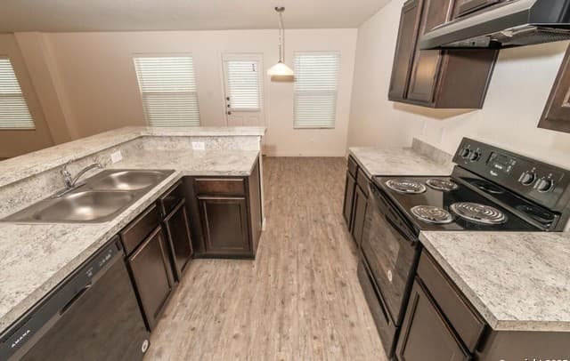 3-bedroom rental at 8603 Tesoro Hills in San Antonio TX