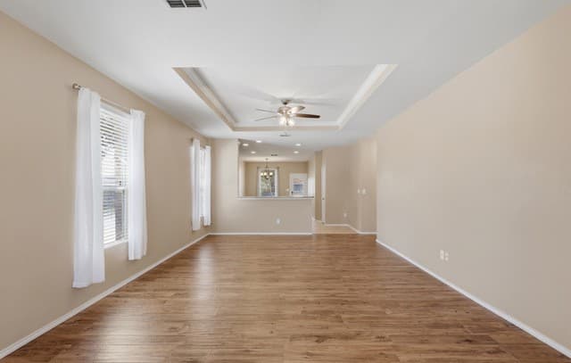 3-bedroom rental at 27203 Rio Bank in Boerne, TX — photo 3
