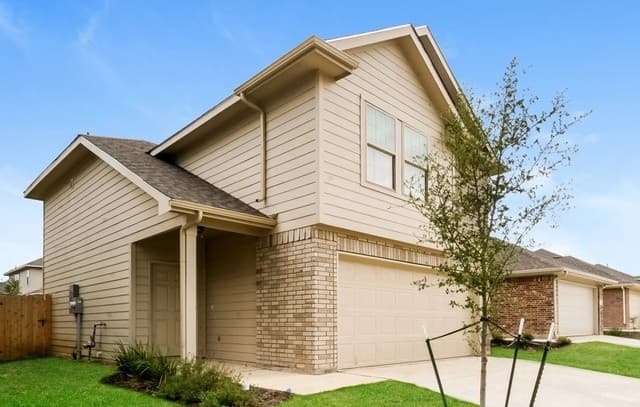 3-bedroom rental at 5215 Jade Crossing in San Antonio TX