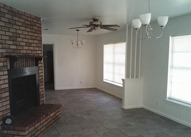 3-bedroom rental at 334 Tomrob in San Antonio, TX — photo 4