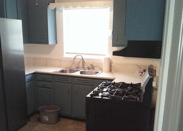 3-bedroom rental at 334 Tomrob in San Antonio, TX — photo 5