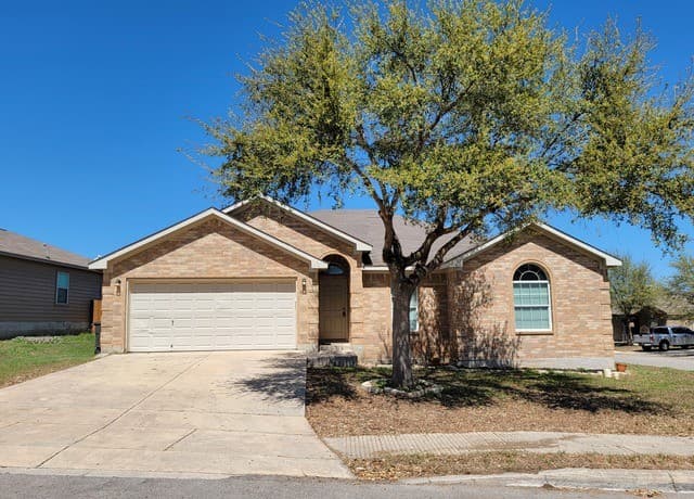 4-bedroom rental at 6123 Flower in San Antonio TX