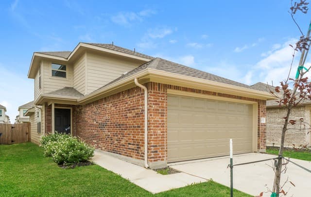 3-bedroom rental at 10332 Green Branch in San Antonio TX
