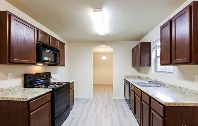 3-bedroom rental at 7031 Heathers Pond in San Antonio TX