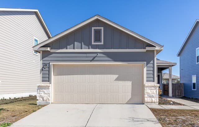 4-bedroom rental at 5823 Hematite Rim in San Antonio TX