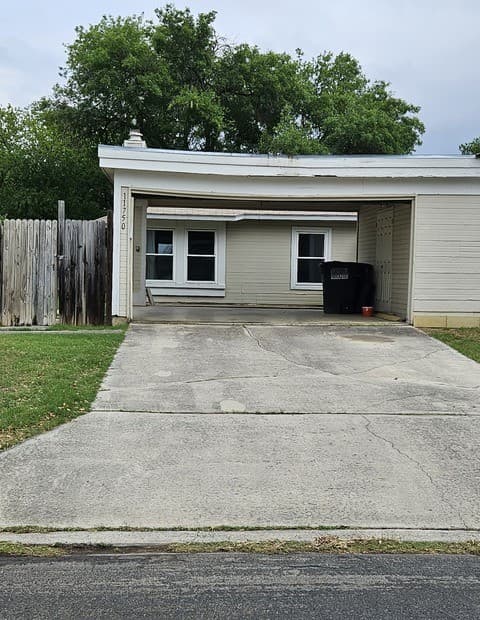 2-bedroom rental at 11750 Spring Life in San Antonio TX
