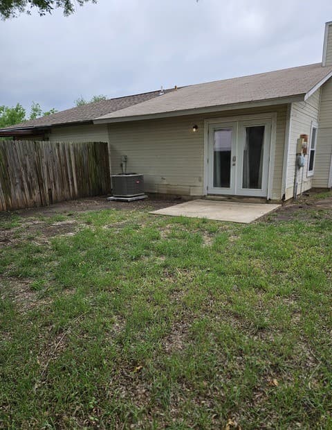 2-bedroom rental at 11750 Spring Life in San Antonio, TX — photo 4