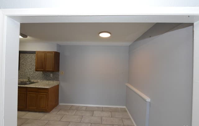 4-bedroom rental at 302 Artemis in San Antonio, TX — photo 4