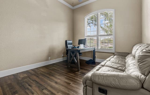 4-bedroom rental at 8718 Silver Rock in San Antonio, TX — photo 4