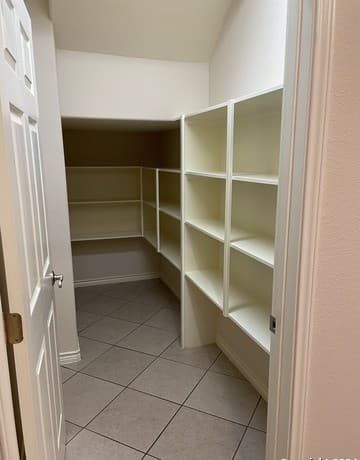 4-bedroom rental at 432 Herff St in Boerne, TX — photo 4