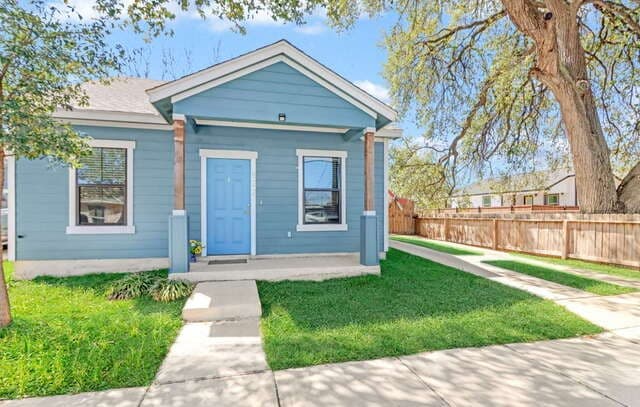 2-bedroom rental at 522 Arthur in San Antonio TX