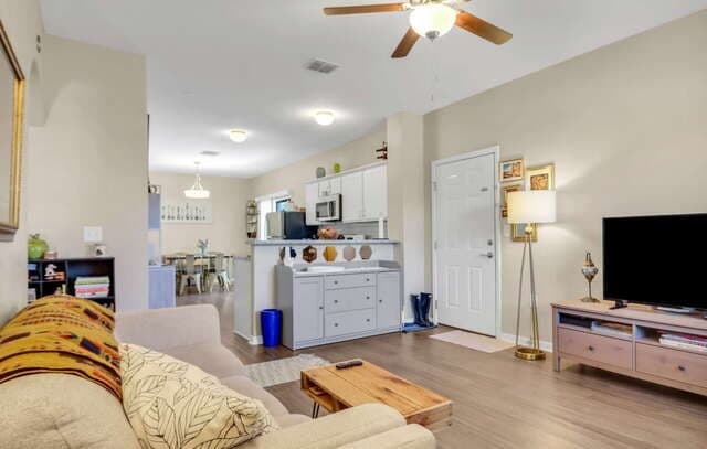 2-bedroom rental at 522 Arthur in San Antonio, TX — photo 4