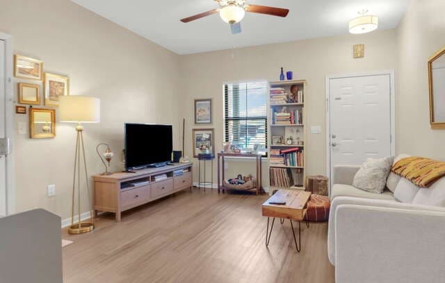 2-bedroom rental at 522 Arthur in San Antonio, TX — photo 5