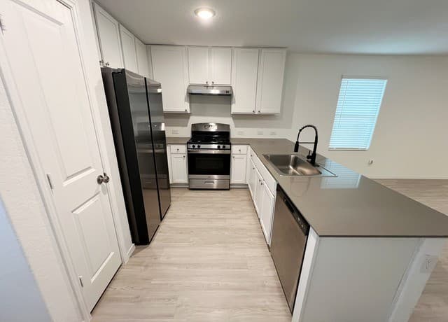 3-bedroom rental at 7926 Nessie Trail in San Antonio TX
