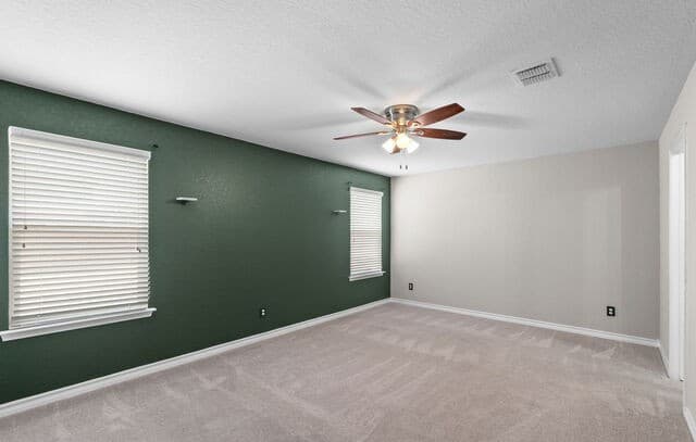 5-bedroom rental at 2819 Davis Trace in San Antonio, TX — photo 5