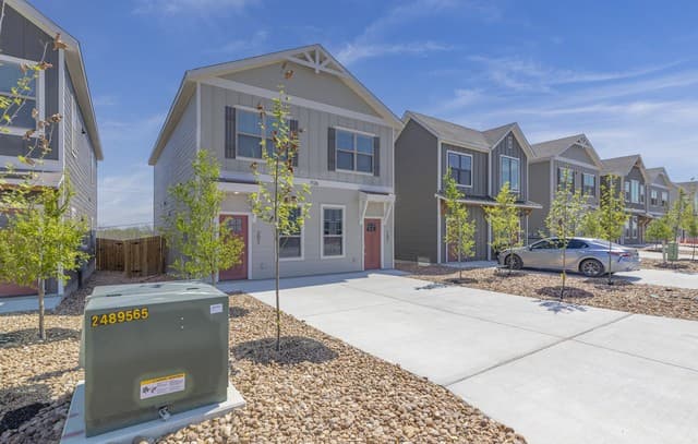 2-bedroom rental at 7126 Magnolia Crk Unit 101 in San Antonio, TX — photo 5