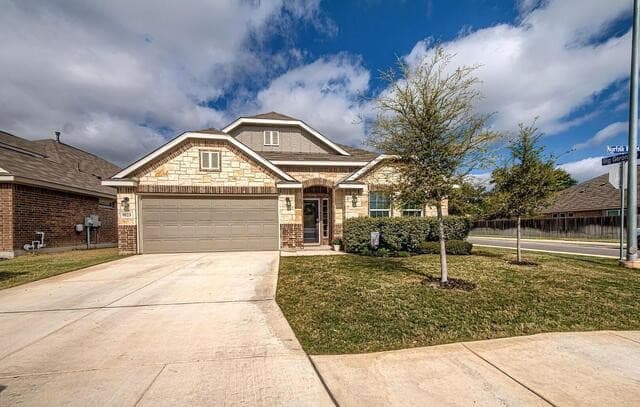 4-bedroom rental at 9523 Norfolk Wheel in San Antonio, TX — photo 4