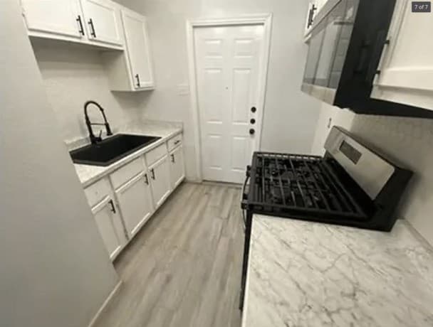 1-bedroom rental at 3040 Weir Ave in San Antonio, TX — photo 2