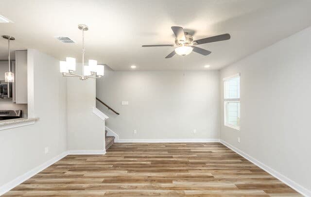 3-bedroom rental at 448 Abigail Aly in San Antonio, TX — photo 5