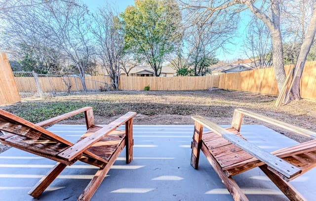 2-bedroom rental at 6915 Forest Meadow in San Antonio TX