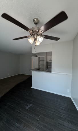 1-bedroom rental at 158 De Chantle Road Unit 128 in San Antonio, TX — photo 2