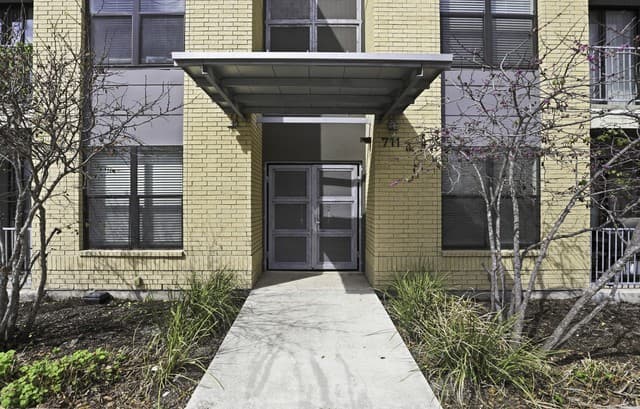 2-bedroom rental at 711 S Frio Unit 2303 in San Antonio TX