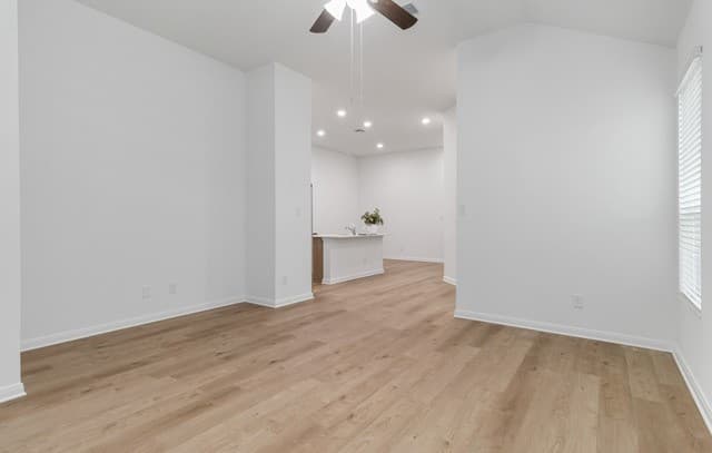 3-bedroom rental at 5111 Cindy Branch Unit 1 in San Antonio, TX — photo 5