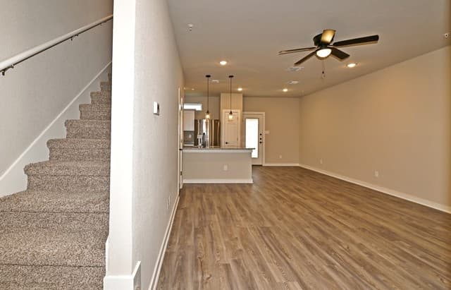 3-bedroom rental at 11326 Clearmine Unit 104 in San Antonio, TX — photo 3