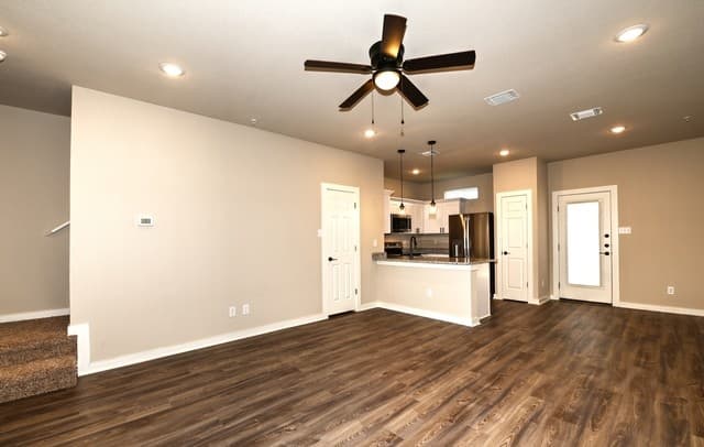 3-bedroom rental at 11326 Clearmine Unit 104 in San Antonio, TX — photo 5