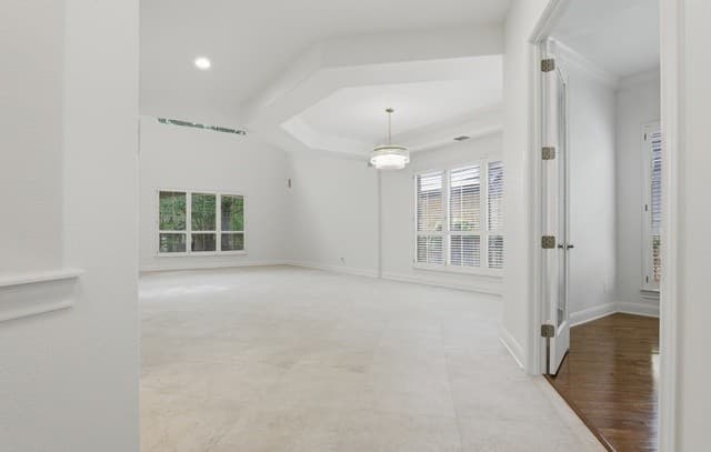 4-bedroom rental at 82 Westcourt ln in San Antonio, TX — photo 4