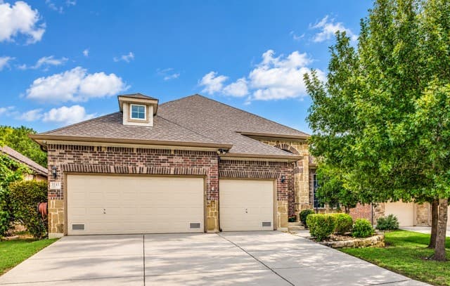 rental at 2143 Silent Fox in San Antonio TX