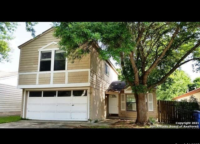 3-bedroom rental at 10039 Birch Field in San Antonio TX