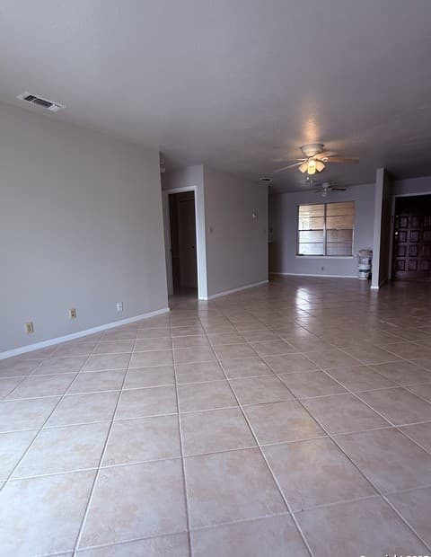 1-bedroom rental at 923 Vance Jackson Unit 804 in San Antonio TX