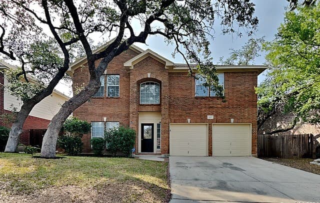 3-bedroom rental at 11627 White Cross in San Antonio TX