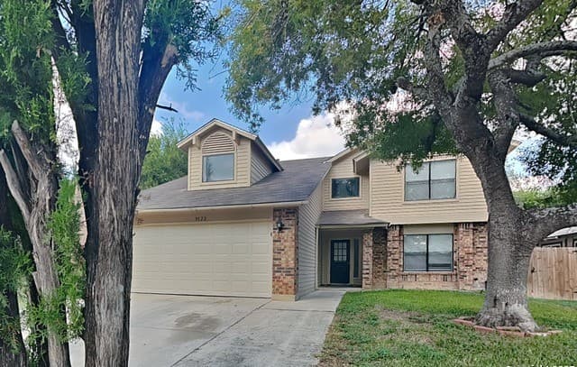 4-bedroom rental at 9122 Autumn Storm in San Antonio TX