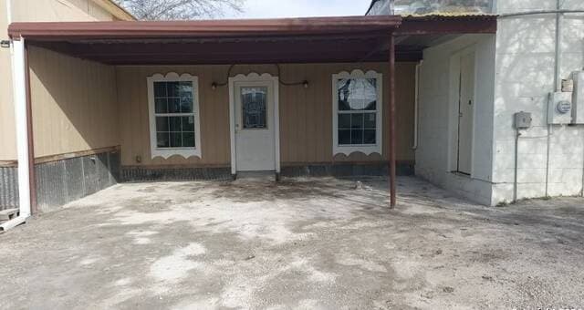 3-bedroom rental at 100 Avenue H in Poteet TX