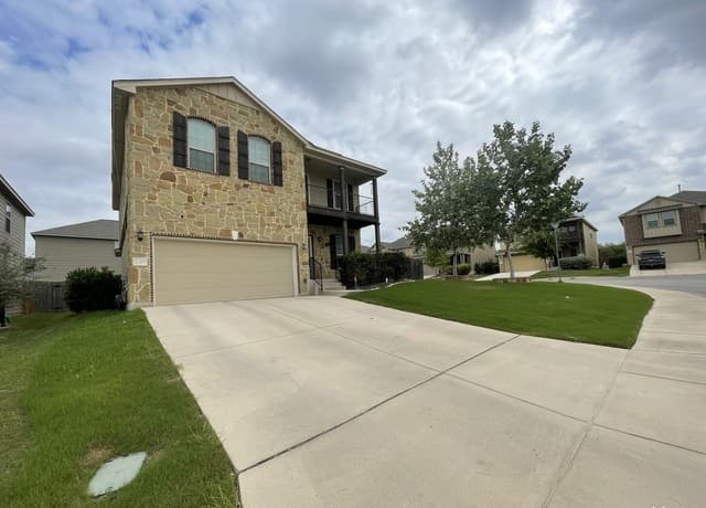 4-bedroom rental at 12303 Fort Chadborne in San Antonio TX