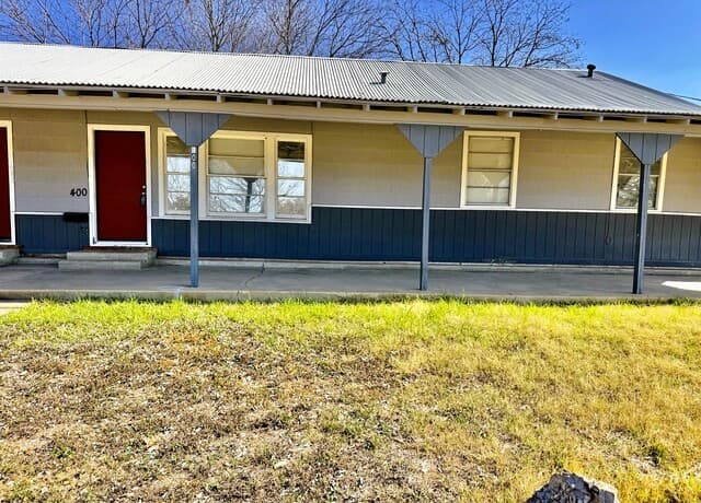 3-bedroom rental at 400 Pfeil St in San Antonio TX