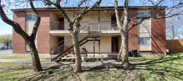 2-bedroom rental at 538 Dukeway Dr Unit C in Universal City TX