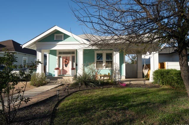 3-bedroom rental at 415 Florida in San Antonio TX