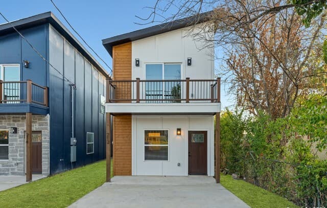 3-bedroom rental at 212 Cooper St Unit A in San Antonio TX